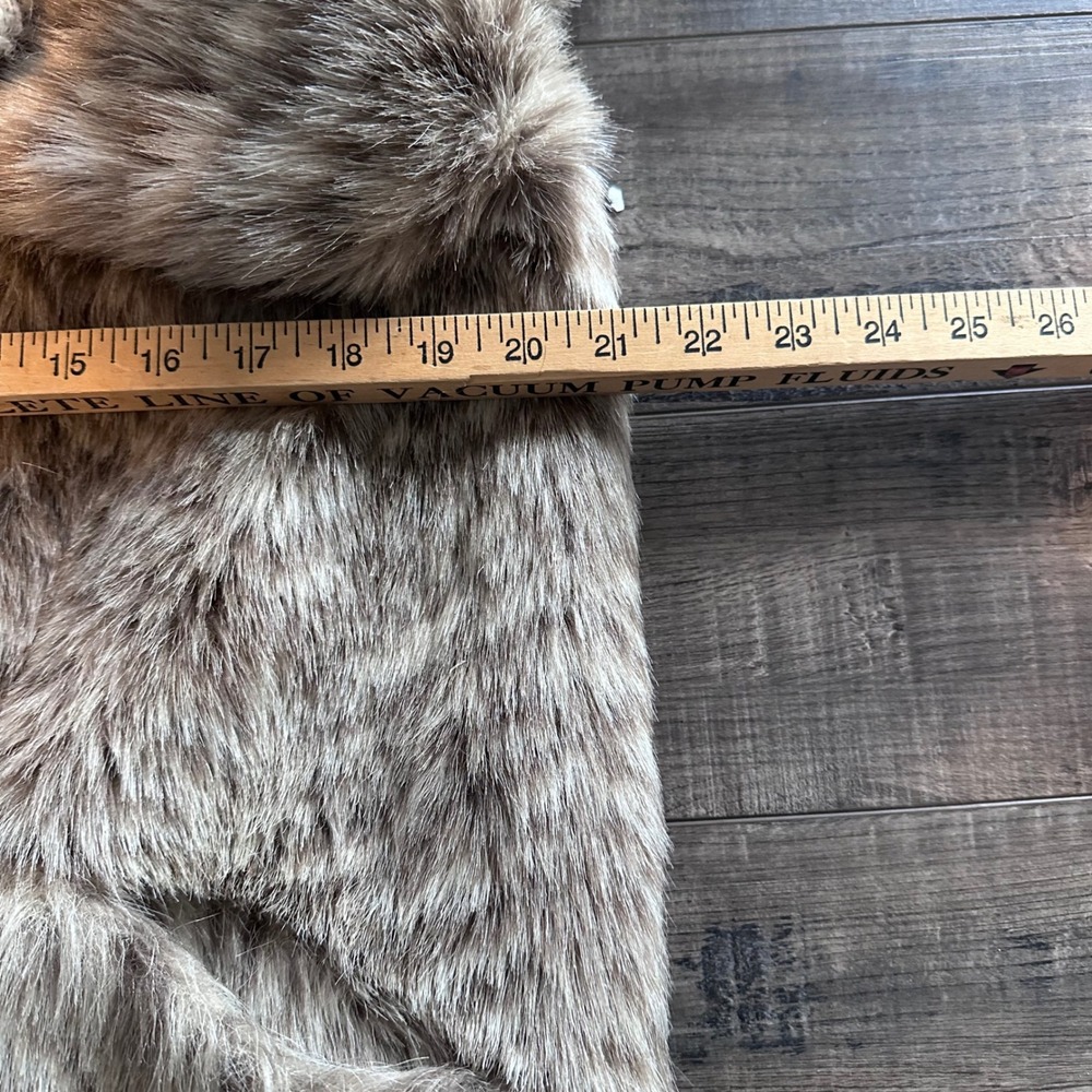 Lifestyle 80 by Andrea Ungar Faux Fur Jacket Zig Zag Pattern Knit Collar & Cuffs - Picture 12 of 14
